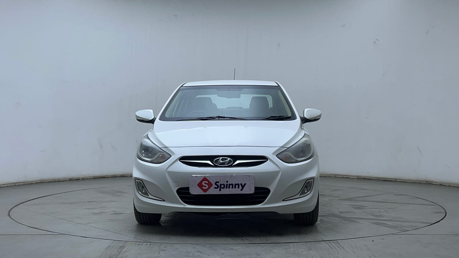 Used 2013 Hyundai Verna Fluidic 1.6 CRDi SX Diesel Manual exterior FRONT VIEW