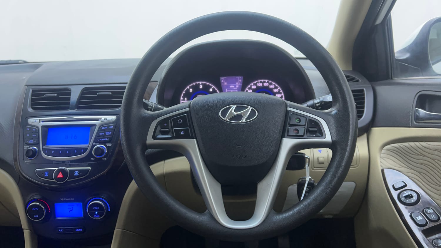 Used 2013 Hyundai Verna Fluidic 1.6 CRDi SX Diesel Manual interior STEERING VIEW