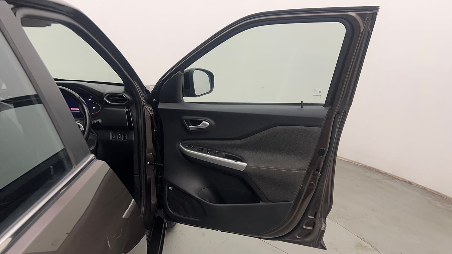 Used 2021 Nissan Magnite XV Premium Turbo (O) CVT Petrol Automatic interior RIGHT FRONT DOOR OPEN VIEW