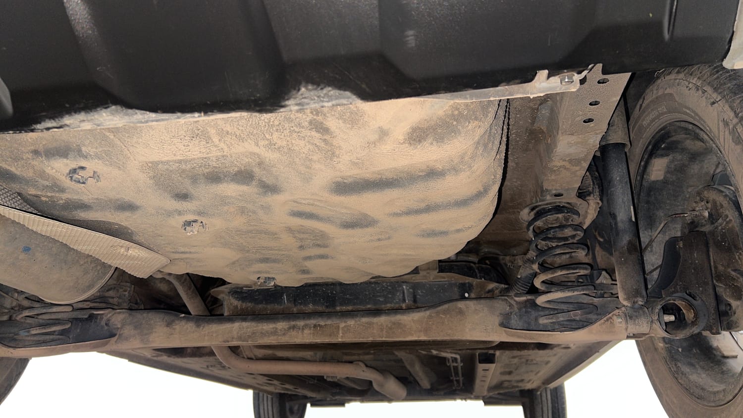 Used 2021 Nissan Magnite XV Premium Turbo (O) CVT Petrol Automatic extra REAR UNDERBODY VIEW (TAKEN FROM REAR)