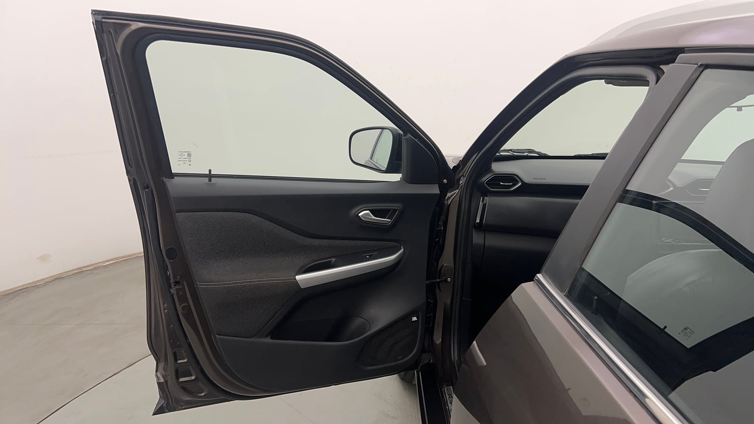 Used 2021 Nissan Magnite XV Premium Turbo (O) CVT Petrol Automatic interior LEFT FRONT DOOR OPEN VIEW