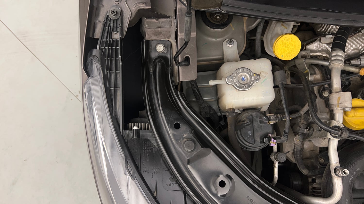 Used 2021 Nissan Magnite XV Premium Turbo (O) CVT Petrol Automatic engine ENGINE RIGHT SIDE VIEW