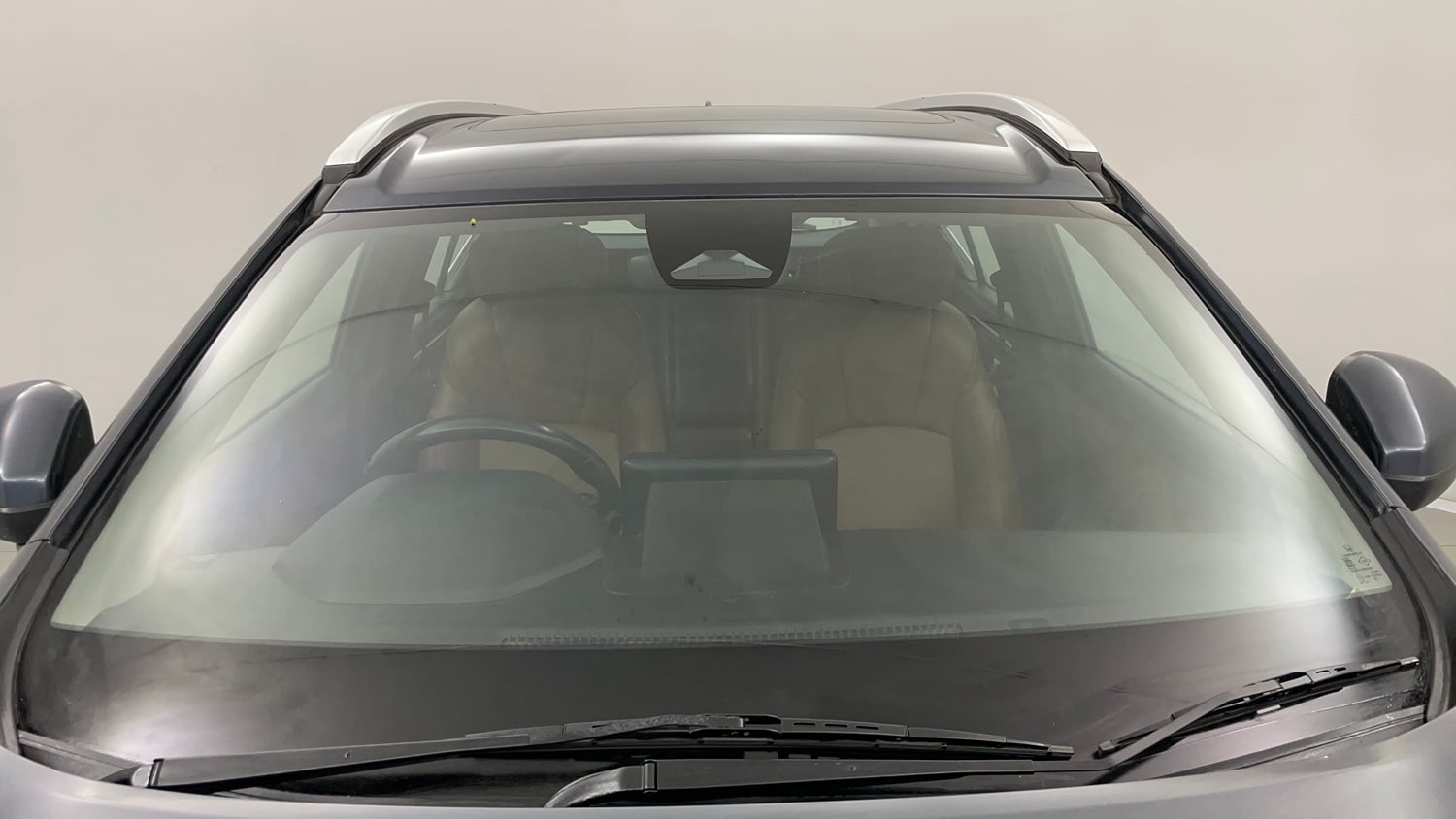 Used 2024 Honda Elevate ZX MT Petrol Manual exterior FRONT WINDSHIELD VIEW