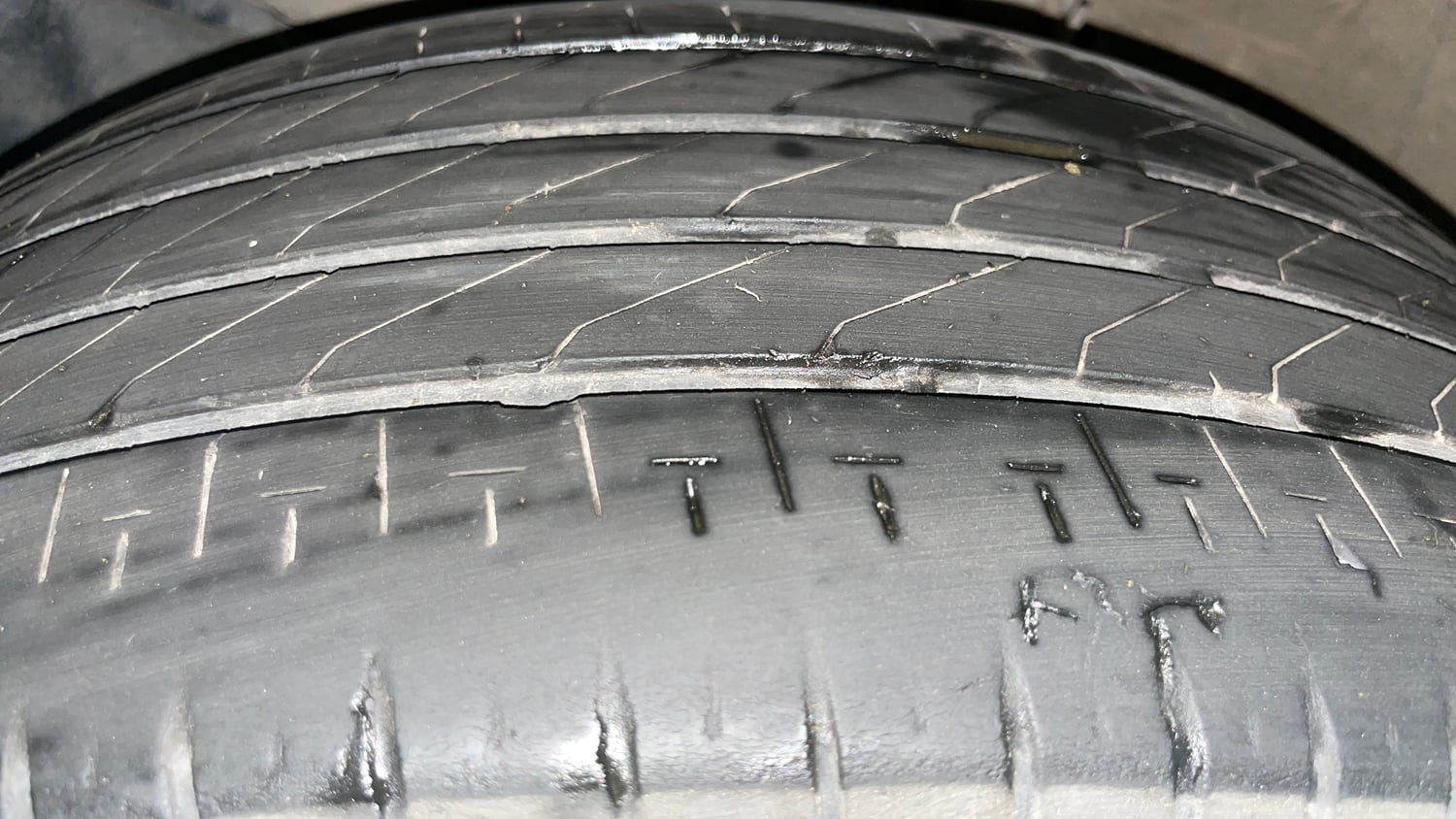 Used 2024 Honda Elevate ZX MT Petrol Manual tyres LEFT FRONT TYRE TREAD VIEW