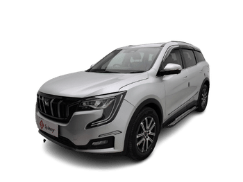 Used 2023 Mahindra XUV700 AX 7 Luxury Pack Petrol AT 7 STR Petrol Automatic Image