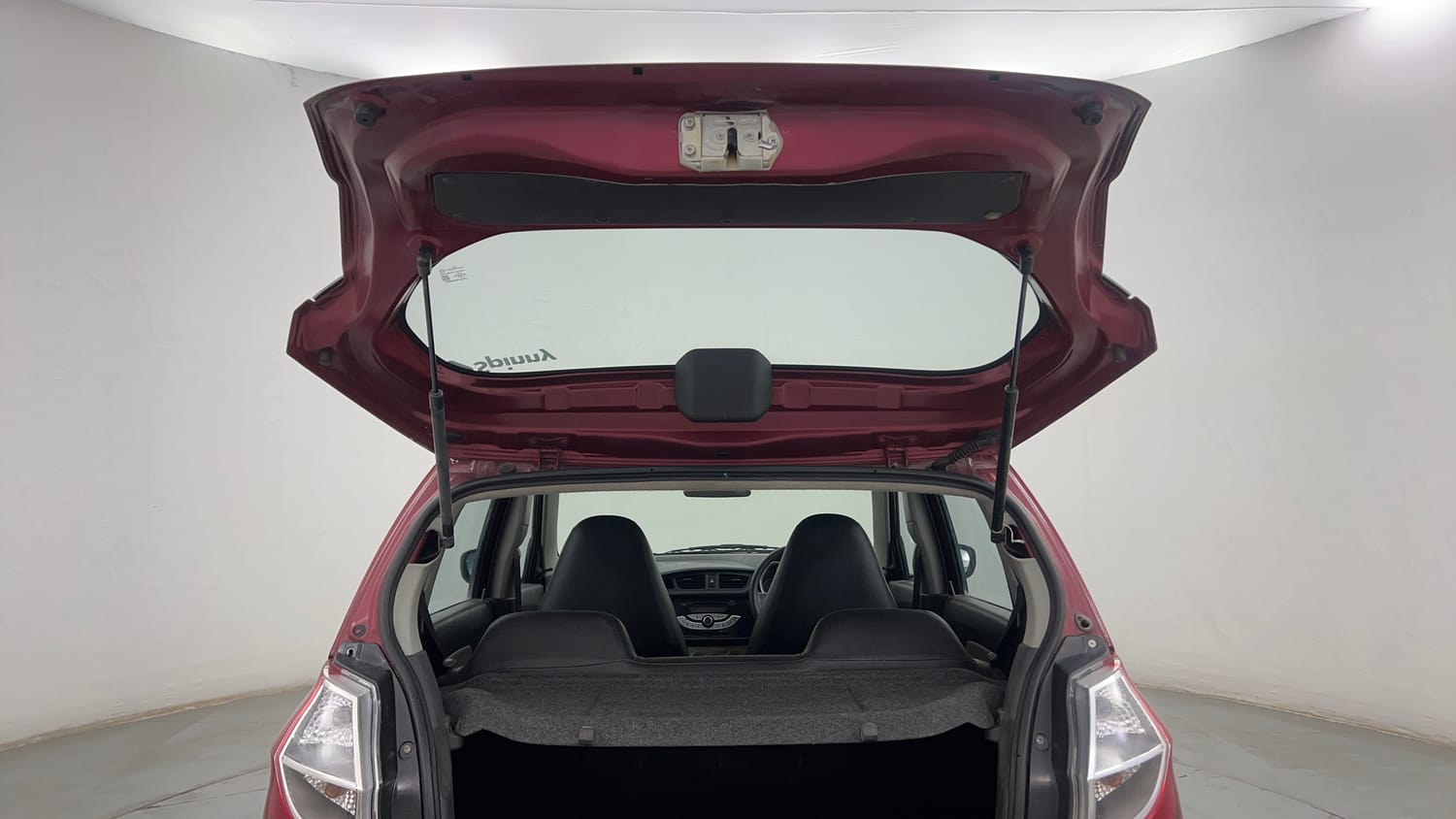 Used 2017 Maruti Suzuki Alto K10 [2014-2019] VXI AMT (O) Petrol Automatic interior DICKY DOOR OPEN VIEW