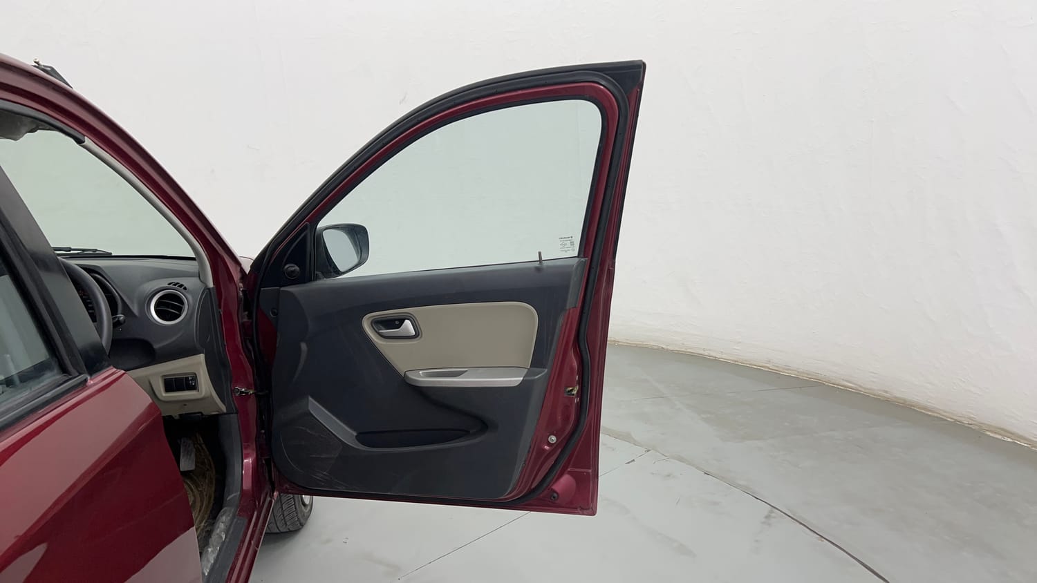 Used 2017 Maruti Suzuki Alto K10 [2014-2019] VXI AMT (O) Petrol Automatic interior RIGHT FRONT DOOR OPEN VIEW