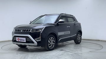 Used 2023 Mahindra XUV 300 W8 (O) 1.2 Petrol Petrol Manual Image