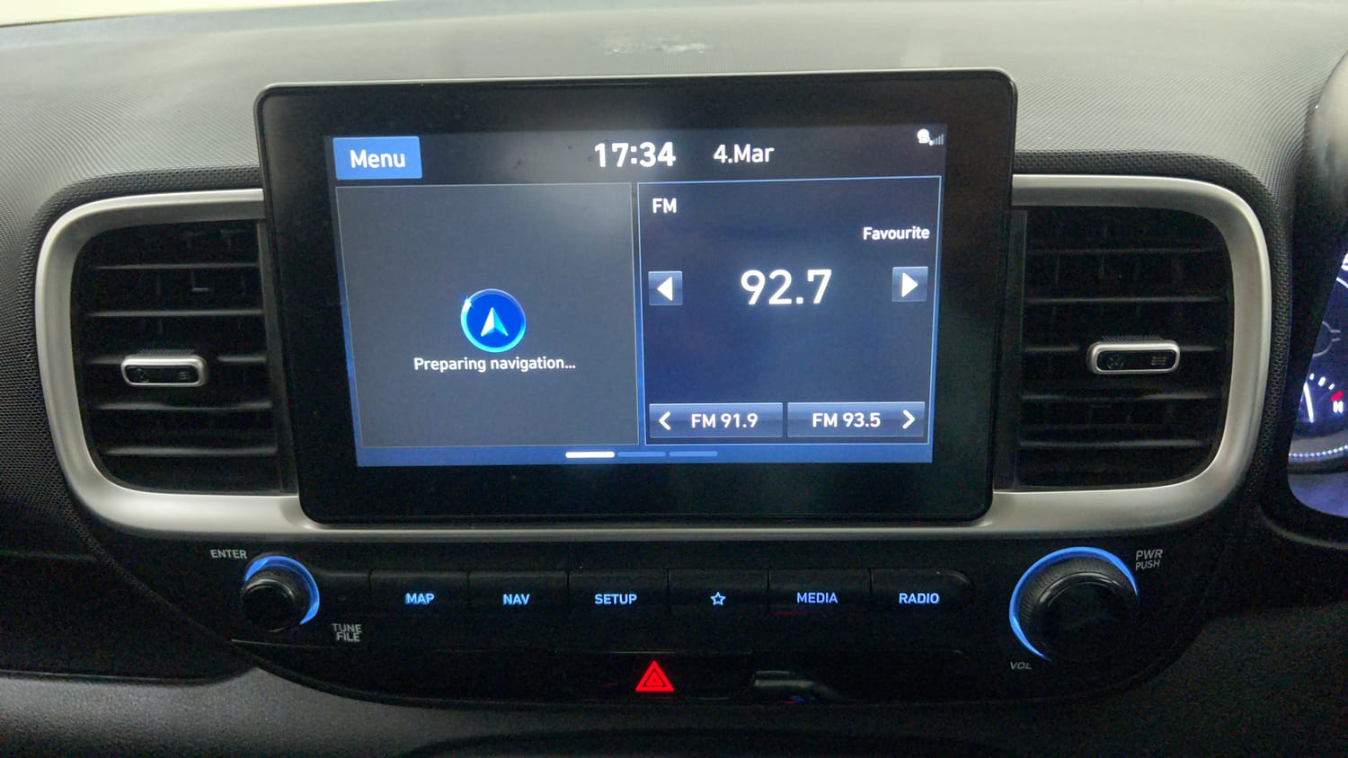 Used 2019 Hyundai Venue SX Plus 1.0 Turbo DCT Petrol Automatic top_features Integrated (in-dash) music system