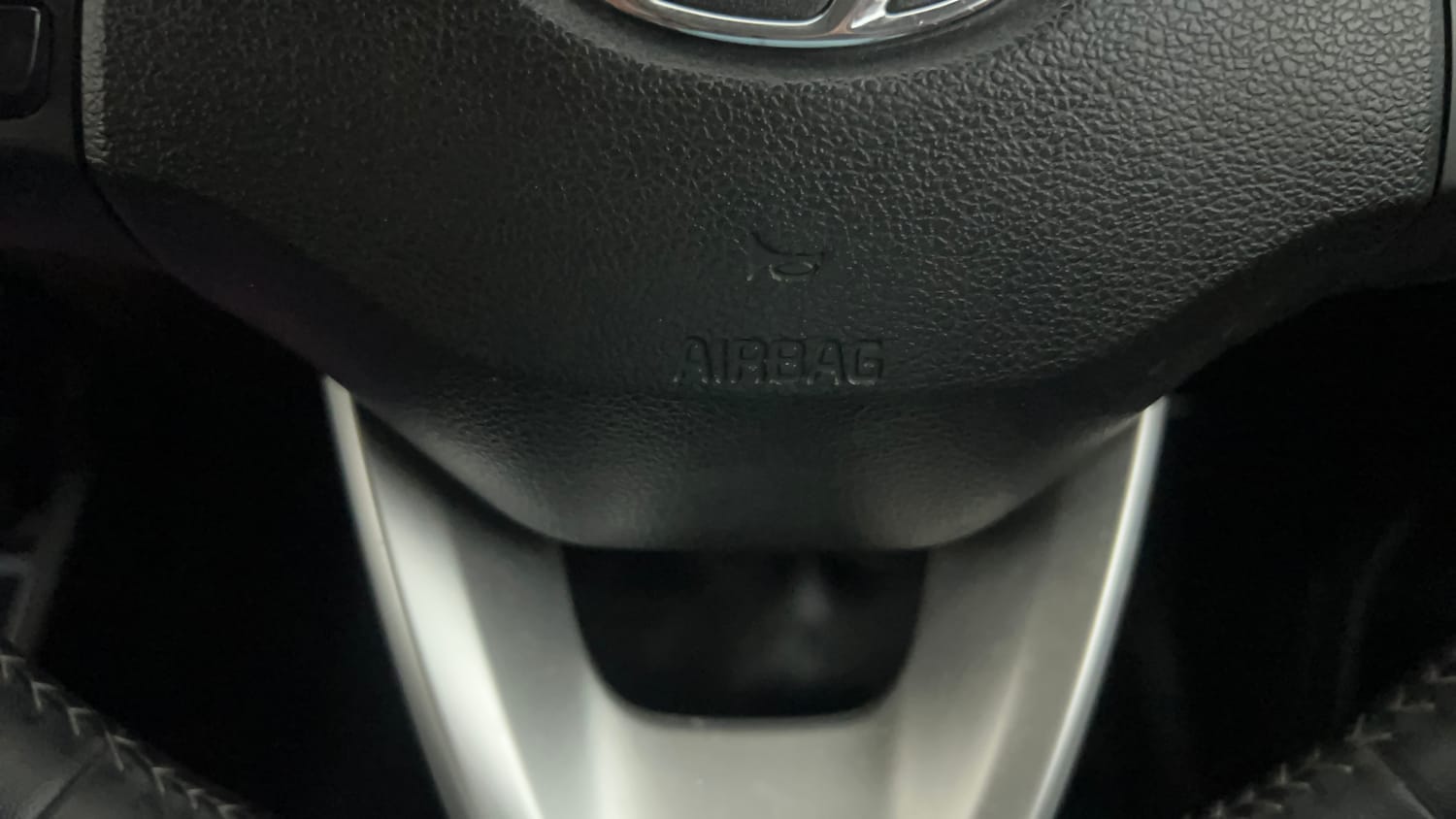 Used 2019 Hyundai Venue SX Plus 1.0 Turbo DCT Petrol Automatic top_features Airbags