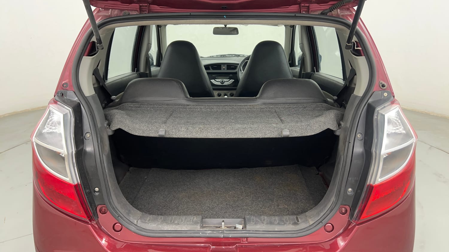 Used 2017 Maruti Suzuki Alto K10 [2014-2019] VXI AMT (O) Petrol Automatic interior DICKY INSIDE VIEW