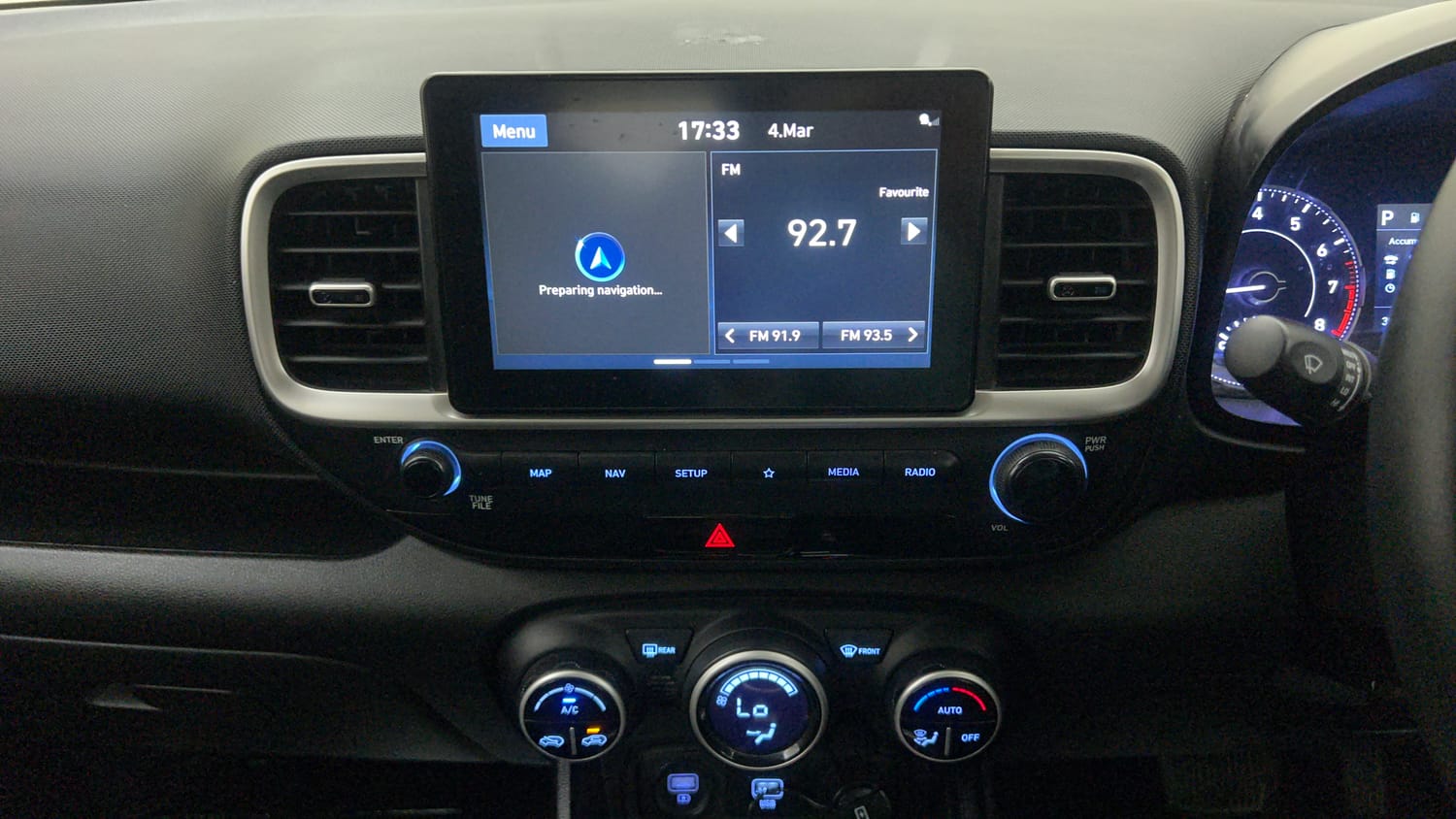 Used 2019 Hyundai Venue SX Plus 1.0 Turbo DCT Petrol Automatic interior MUSIC SYSTEM & AC CONTROL VIEW