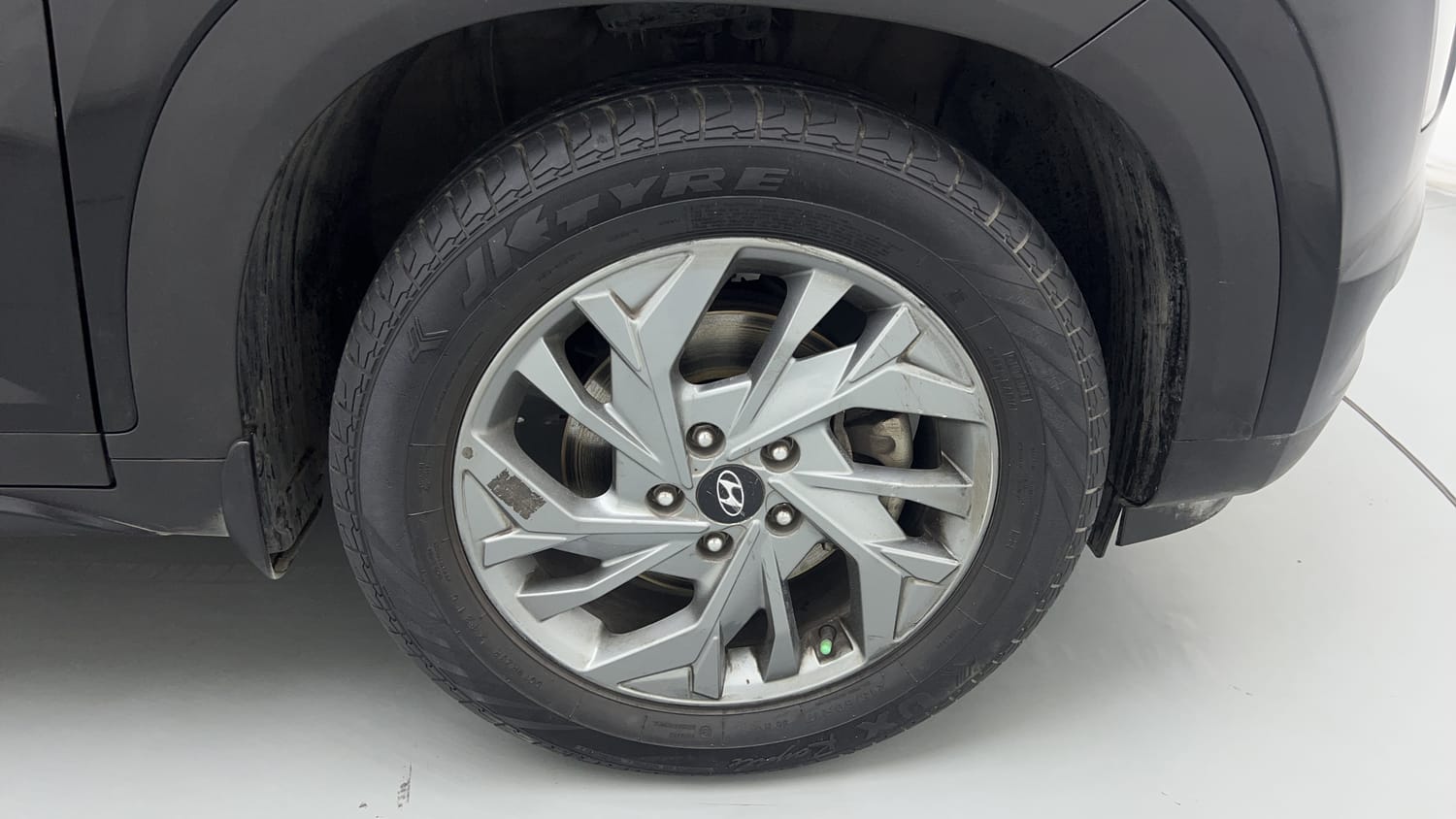 Used 2021 Hyundai Creta SX (O) 1.4 Turbo 7 DCT Petrol Automatic tyres RIGHT FRONT TYRE RIM VIEW