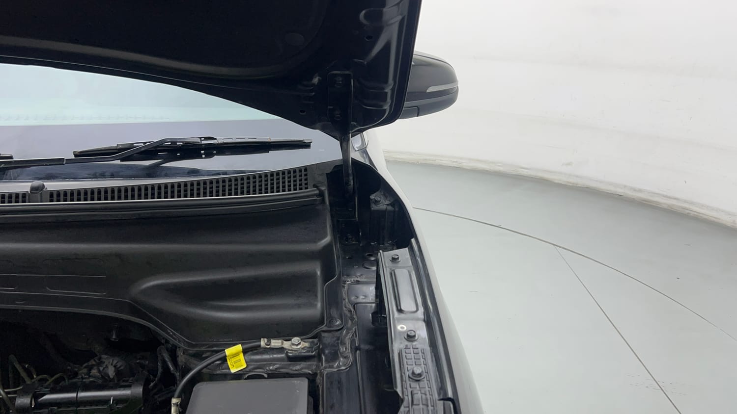 Used 2021 Hyundai Creta SX (O) 1.4 Turbo 7 DCT Petrol Automatic engine ENGINE LEFT SIDE HINGE & APRON VIEW
