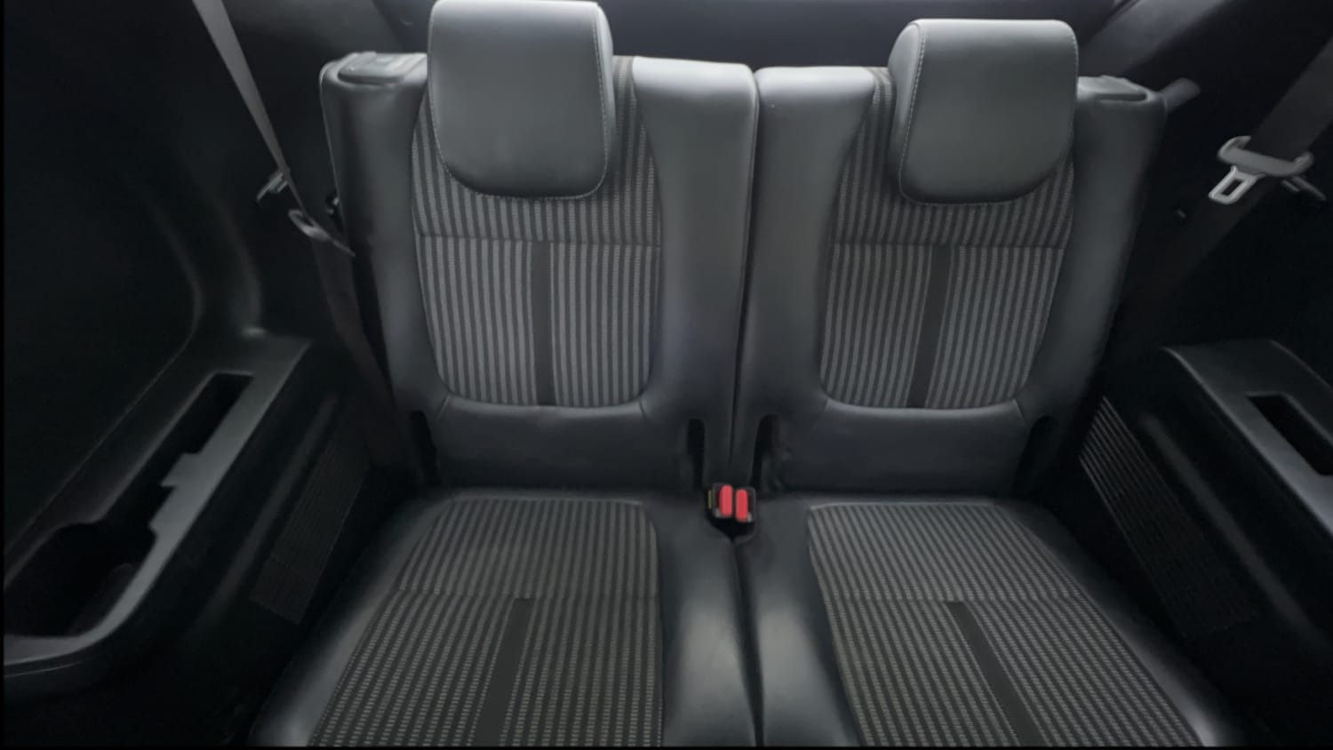 Used 2022 Kia Carens Prestige Plus 1.4 Petrol MT 7 STR Petrol Manual interior THIRD ROW SEAT