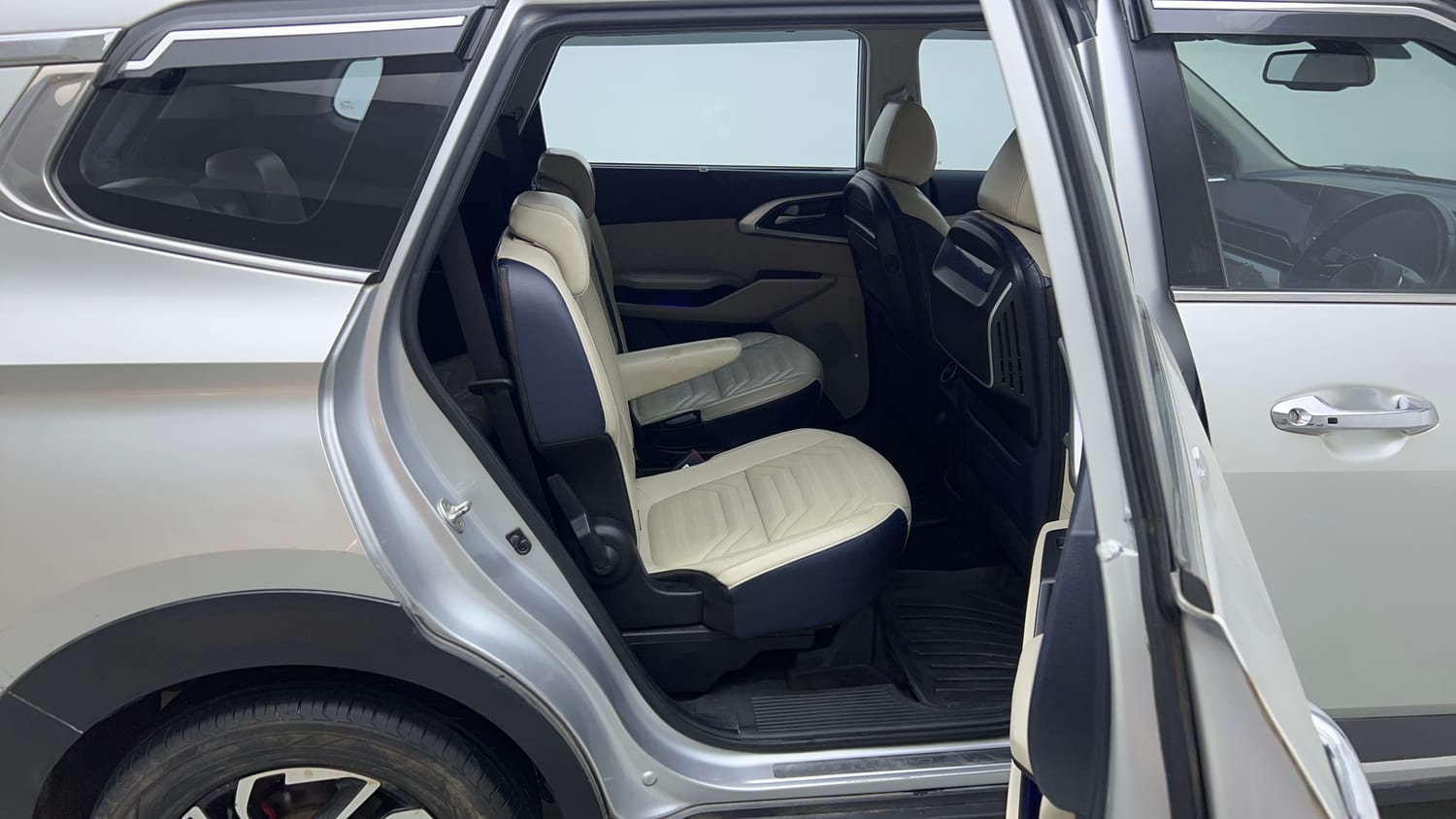 Used 2022 Kia Carens Luxury Plus 1.5 Diesel 6 STR Diesel Manual interior RIGHT SIDE REAR DOOR CABIN VIEW