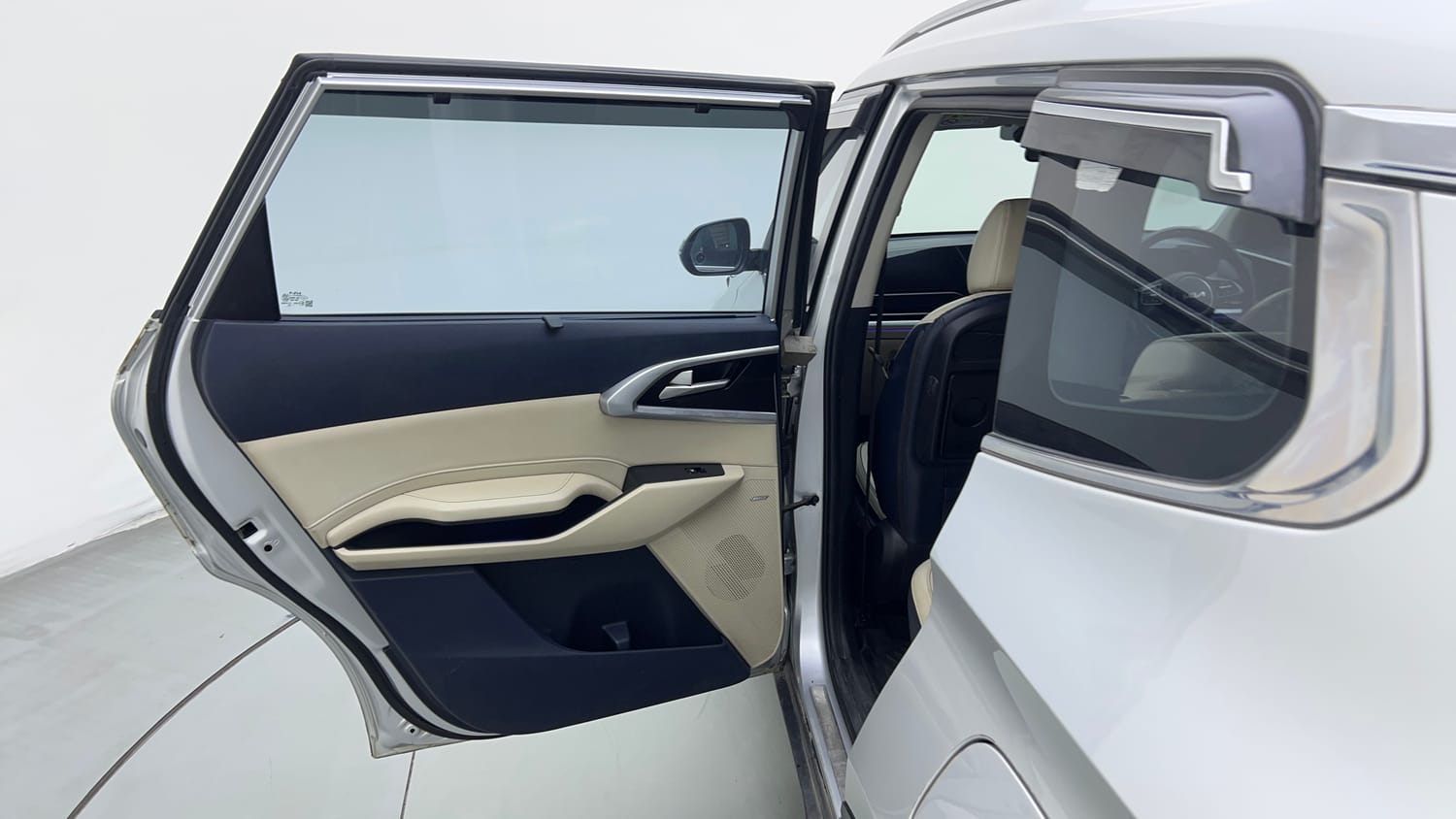 Used 2022 Kia Carens Luxury Plus 1.5 Diesel 6 STR Diesel Manual interior LEFT REAR DOOR OPEN VIEW