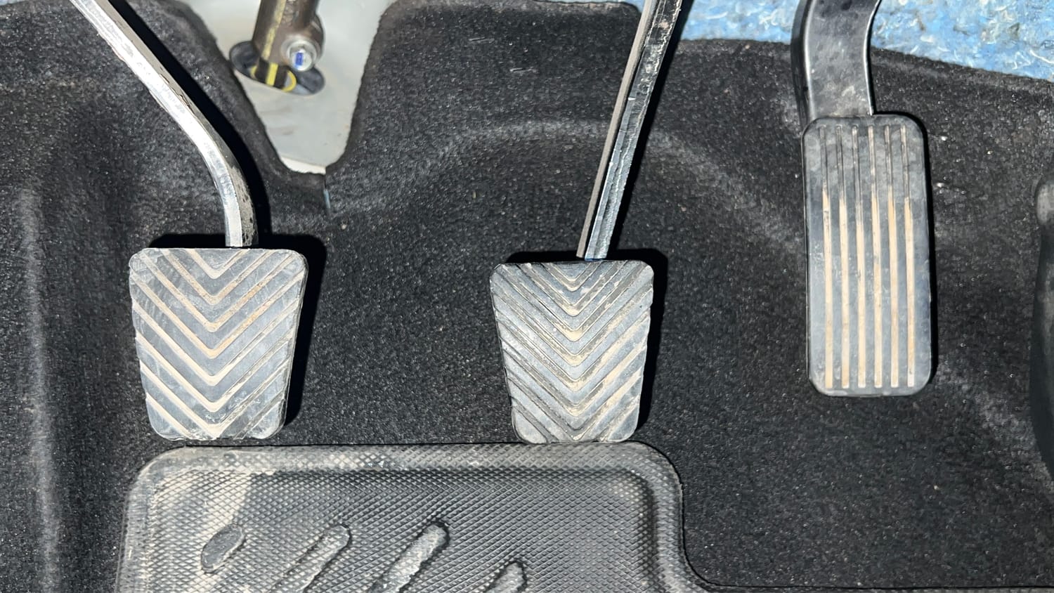 Used 2022 Kia Carens Luxury Plus 1.5 Diesel 6 STR Diesel Manual interior PEDALS VIEW