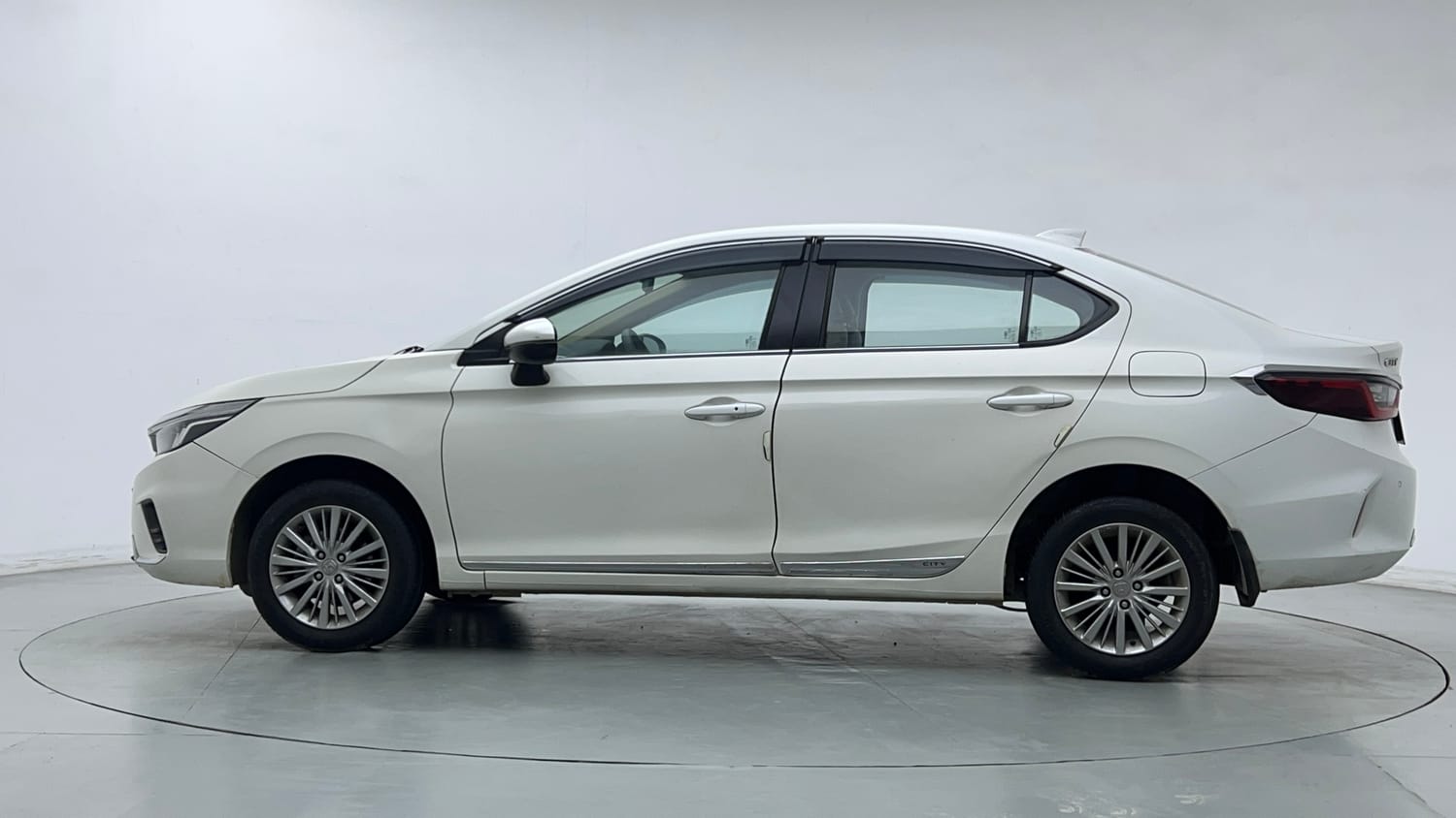 Used 2022 Honda City V Petrol Petrol Manual exterior LEFT SIDE VIEW