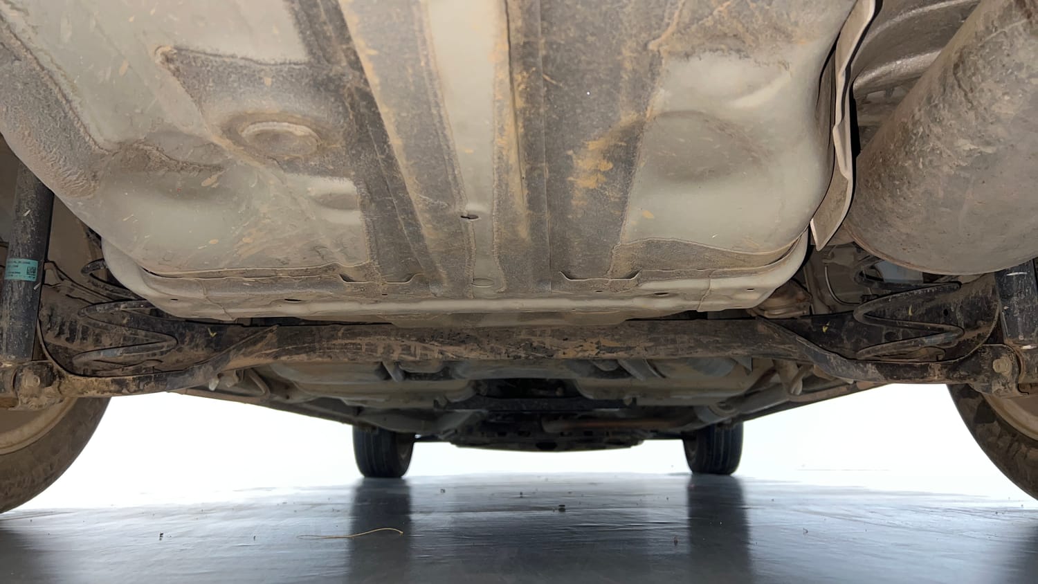 Used 2022 Honda City V Petrol Petrol Manual extra REAR UNDERBODY VIEW (TAKEN FROM REAR)