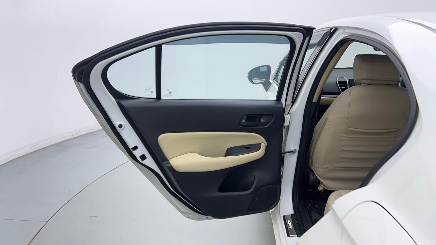 Used 2022 Honda City V Petrol Petrol Manual interior LEFT REAR DOOR OPEN VIEW