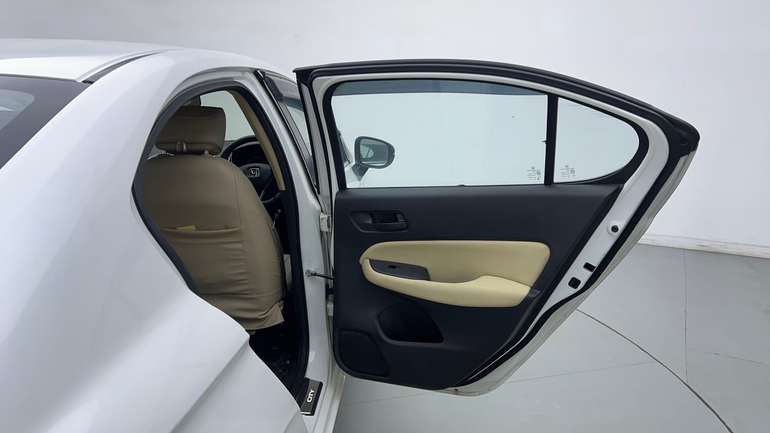 Used 2022 Honda City V Petrol Petrol Manual interior RIGHT REAR DOOR OPEN VIEW