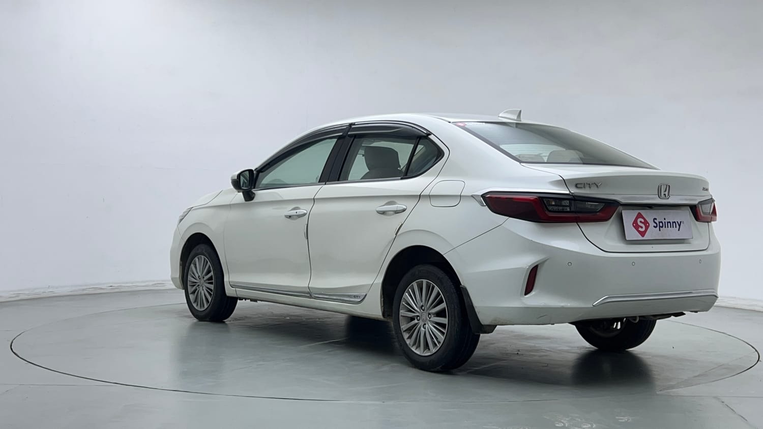 Used 2022 Honda City V Petrol Petrol Manual exterior LEFT REAR CORNER VIEW