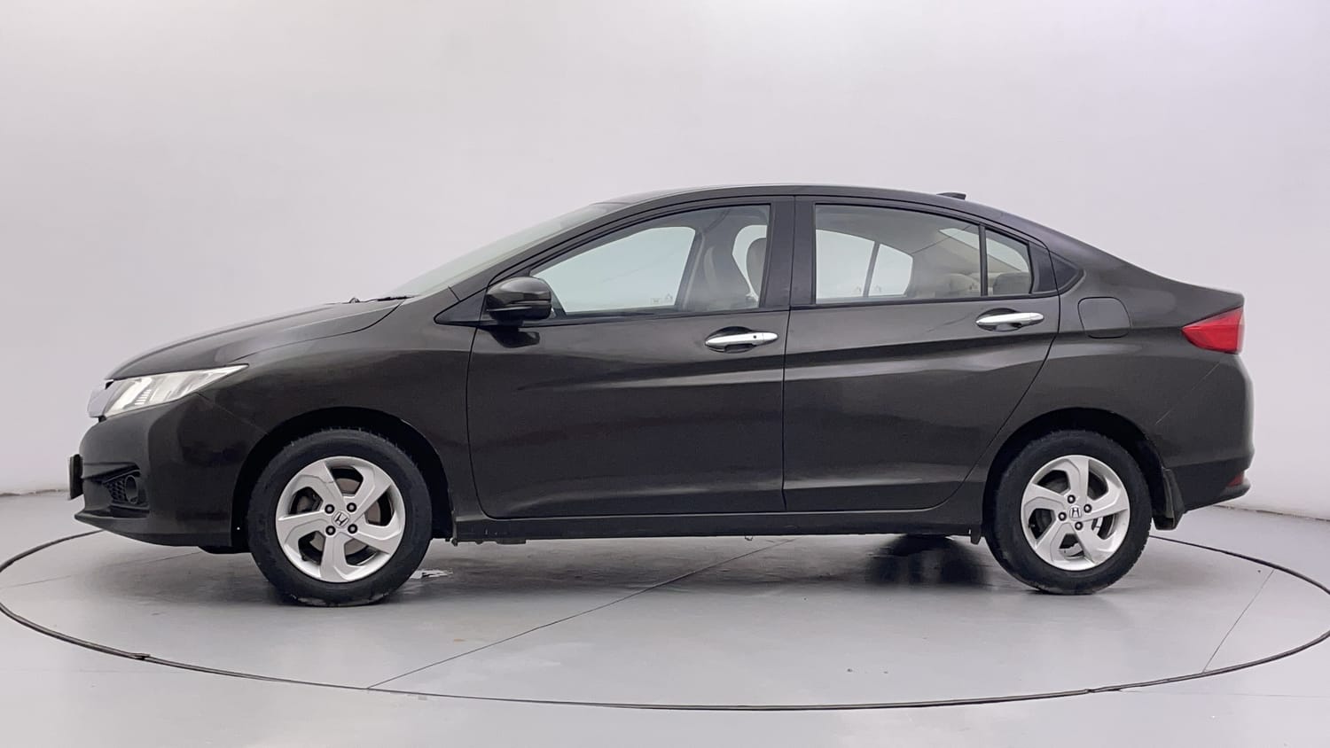 Used 2015 Honda City VX CVT Petrol Automatic exterior LEFT SIDE VIEW