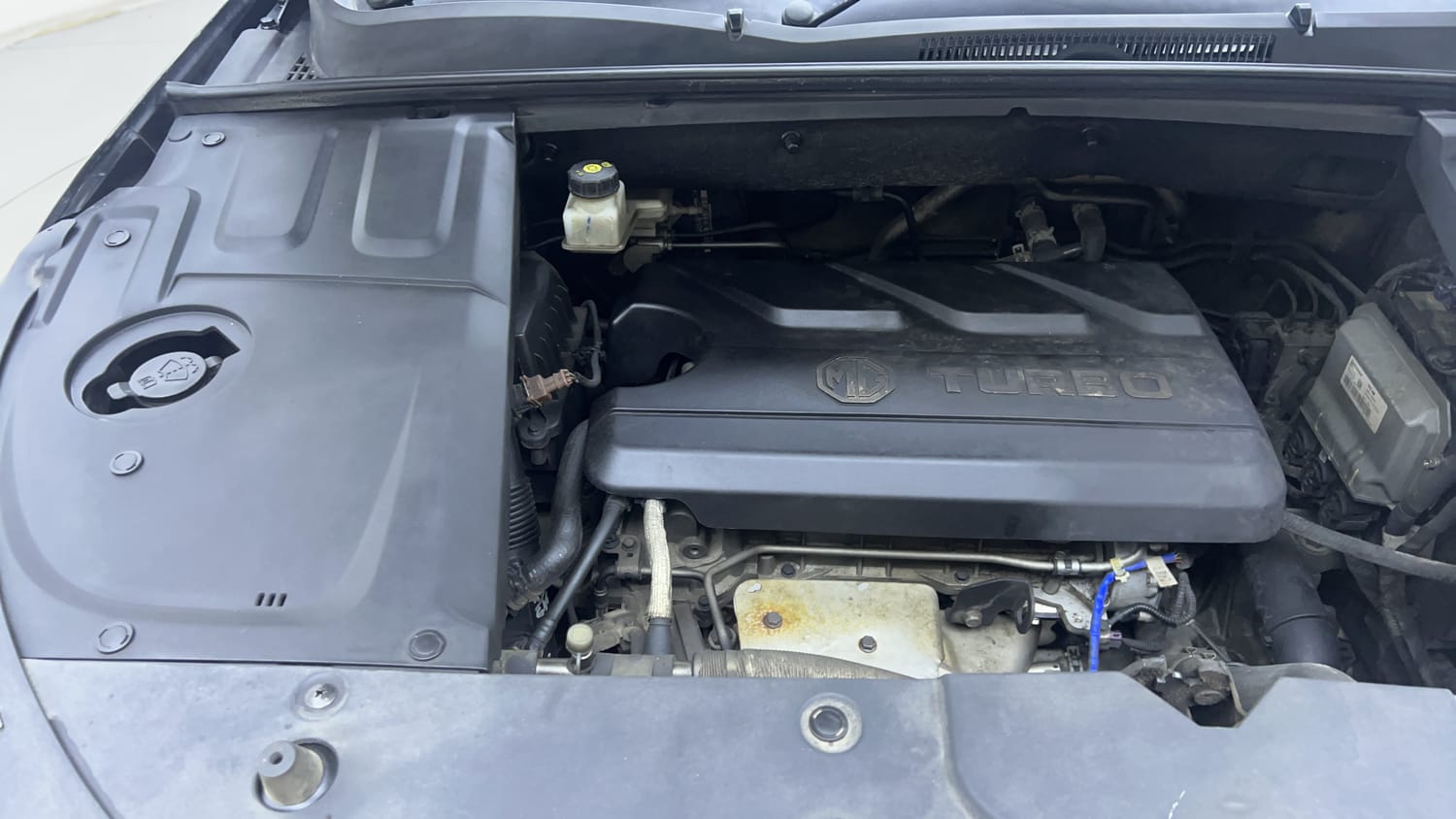 Used 2022 MG Motors Hector Sharp 1.5 Petrol CVT Petrol Automatic engine ENGINE RIGHT SIDE VIEW