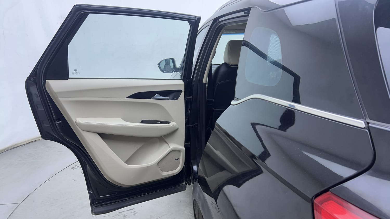 Used 2022 MG Motors Hector Sharp 1.5 Petrol CVT Petrol Automatic interior LEFT REAR DOOR OPEN VIEW