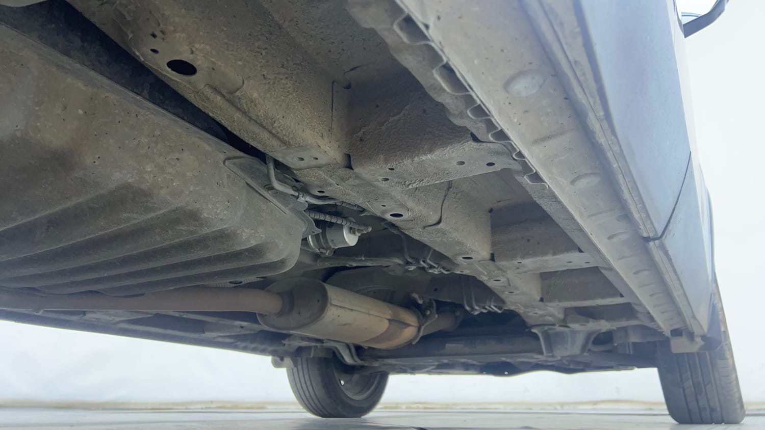 Used 2022 MG Motors Hector Sharp 1.5 Petrol CVT Petrol Automatic extra REAR RIGHT UNDERBODY VIEW