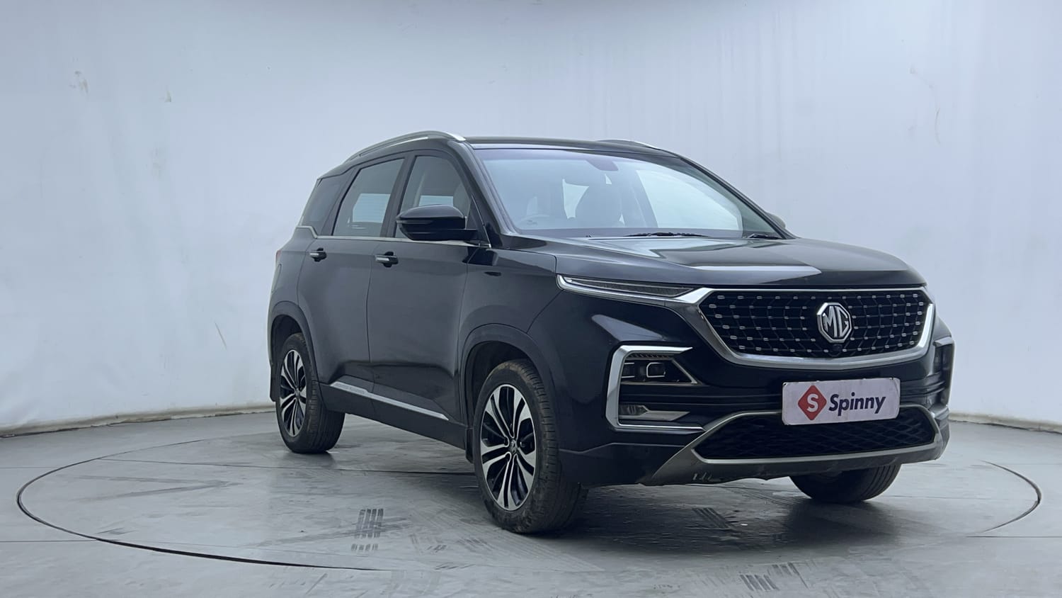 Used 2022 MG Motors Hector Sharp 1.5 Petrol CVT Petrol Automatic exterior RIGHT FRONT CORNER VIEW