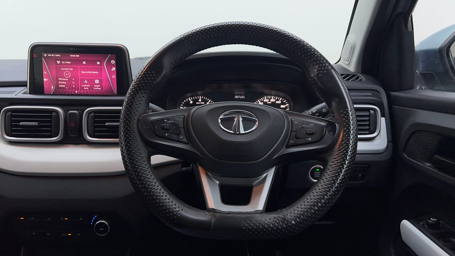 Used 2022 Tata Punch Accomplished MT Petrol Manual interior STEERING VIEW