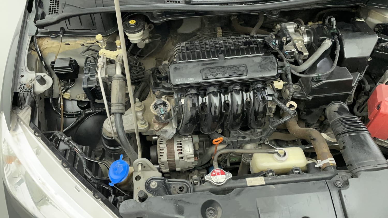 Used 2015 Honda City VX CVT Petrol Automatic engine ENGINE RIGHT SIDE VIEW