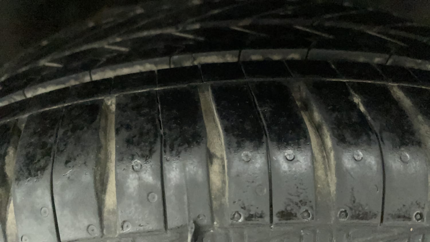 Used 2015 Honda City VX CVT Petrol Automatic tyres LEFT REAR TYRE TREAD VIEW