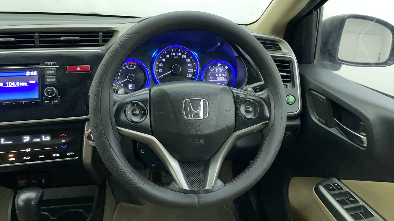 Used 2015 Honda City VX CVT Petrol Automatic interior STEERING VIEW