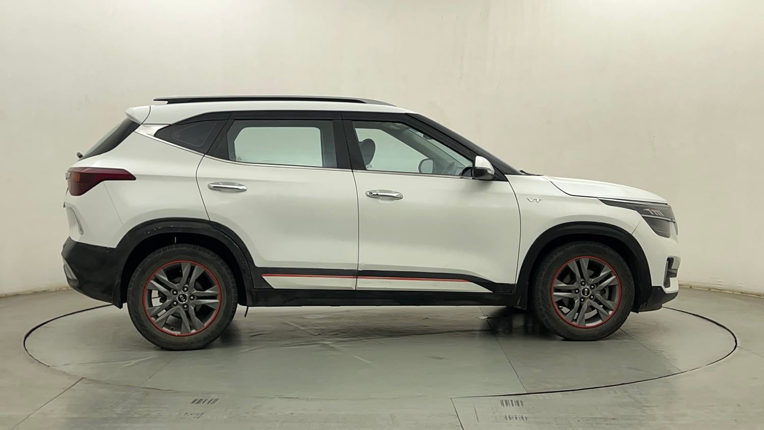 Used 2021 kia Seltos HTX IVT 1.5 Petrol Automatic exterior RIGHT SIDE VIEW