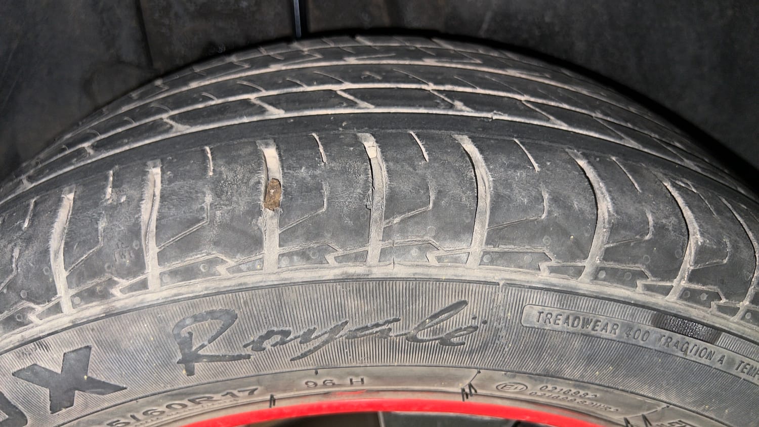 Used 2021 kia Seltos HTX IVT 1.5 Petrol Automatic tyres RIGHT REAR TYRE TREAD VIEW
