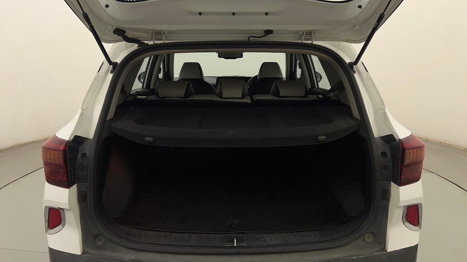 Used 2021 kia Seltos HTX IVT 1.5 Petrol Automatic interior DICKY INSIDE VIEW