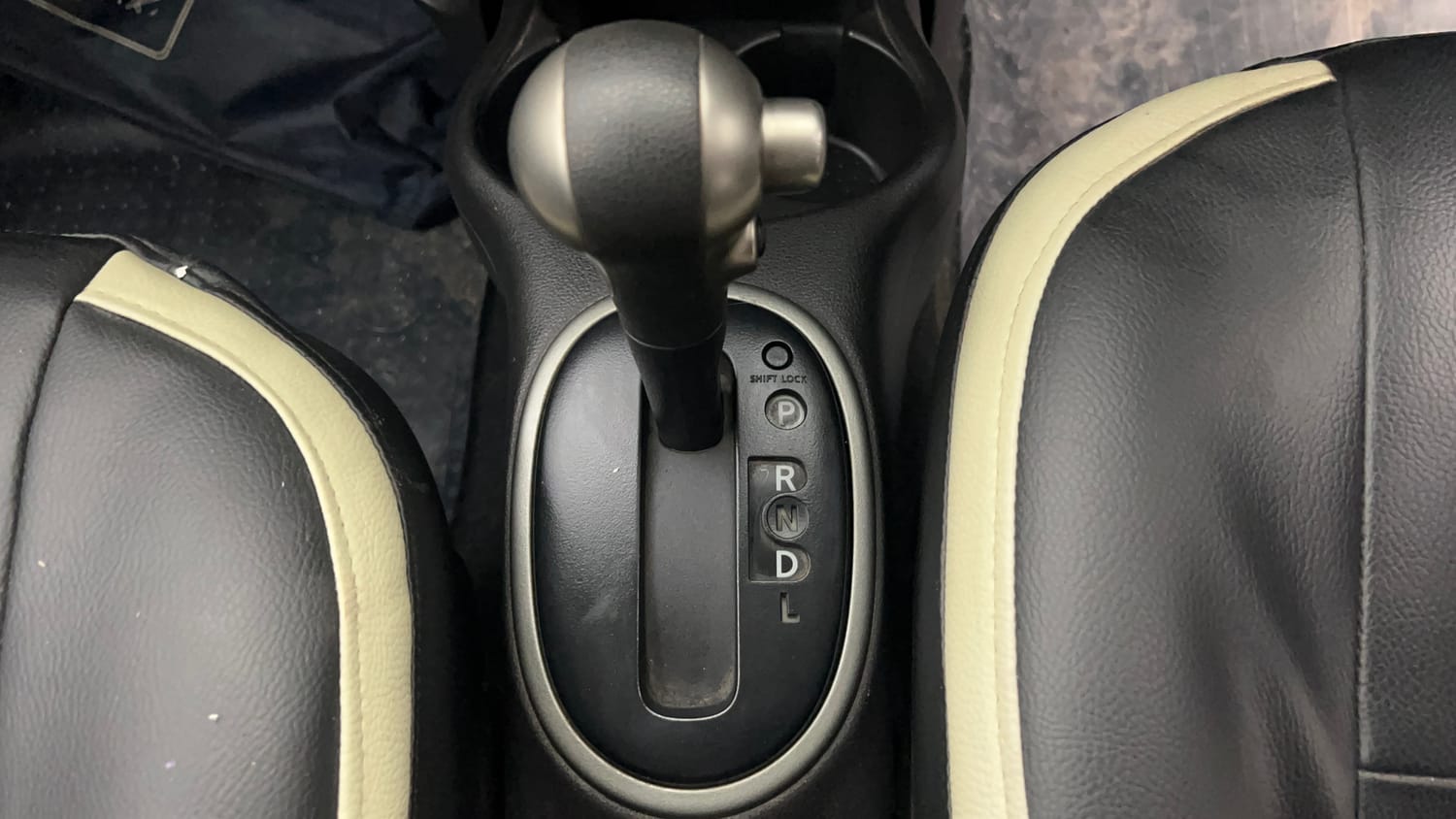 Used 2017 Nissan Micra XL CVT Petrol Automatic interior GEAR  KNOB VIEW