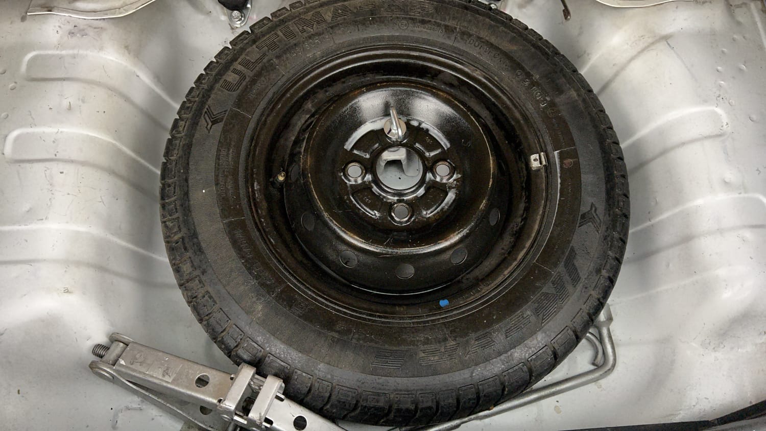 Used 2019 Maruti Suzuki Alto 800 VXi Petrol Manual tyres SPARE TYRE VIEW