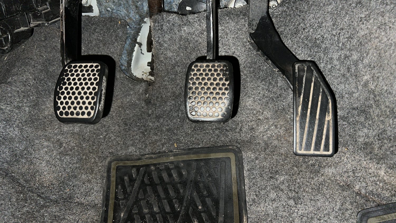 Used 2019 Maruti Suzuki Alto 800 VXi Petrol Manual interior PEDALS VIEW