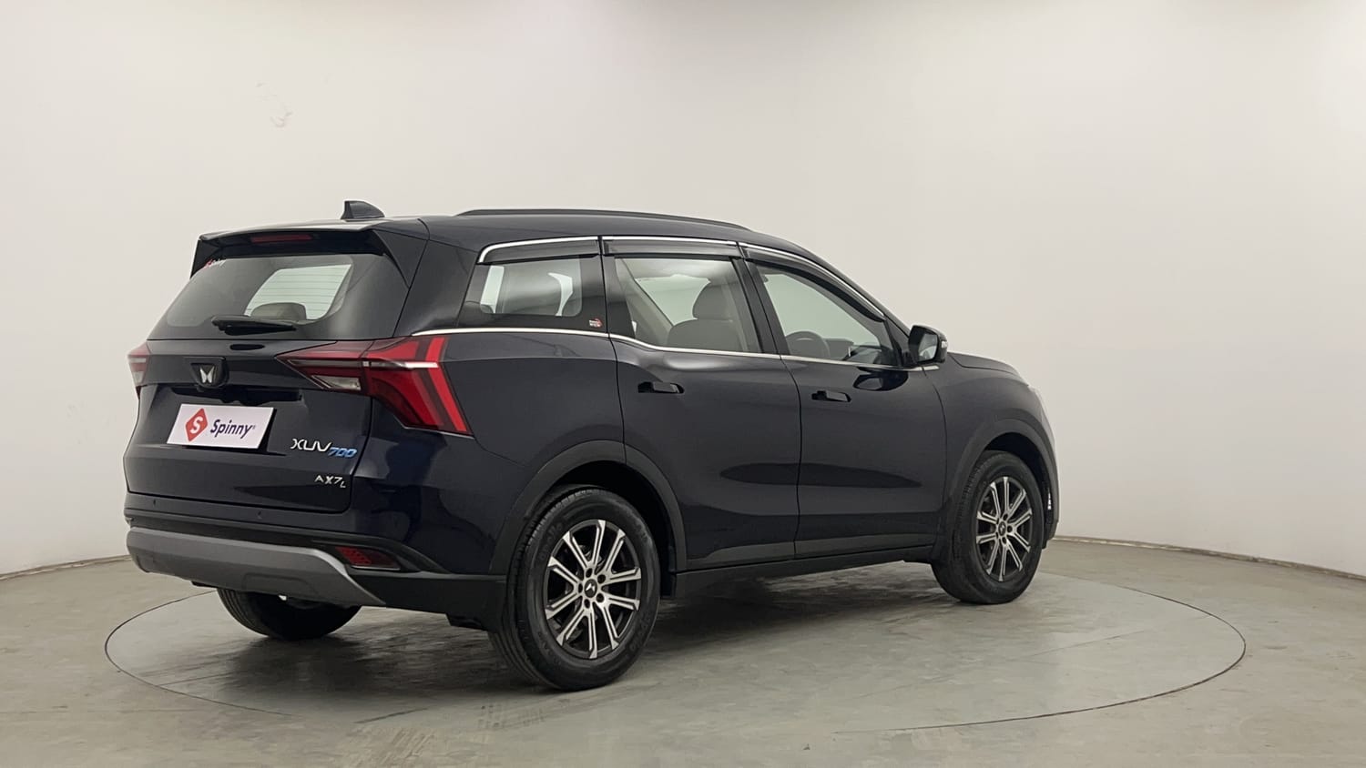 Used 2023 Mahindra XUV700 AX 7 Luxury Pack Diesel MT 7 STR Diesel Manual exterior RIGHT REAR CORNER VIEW