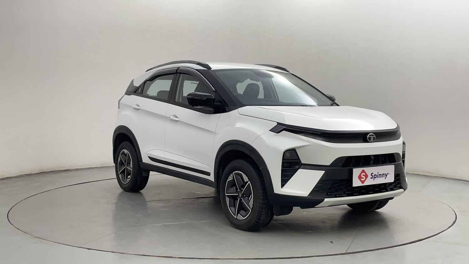 Used 2024 Tata Nexon Creative Plus 1.2 Revotron Petrol 7DCA Petrol Automatic exterior RIGHT FRONT CORNER VIEW
