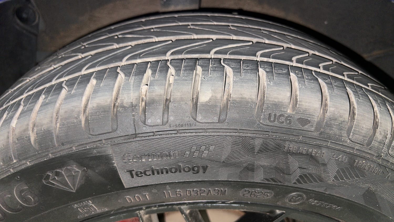 Used 2022 Hyundai i20 N Line N8 1.0 Turbo DCT Dual Tone Petrol Automatic tyres RIGHT REAR TYRE TREAD VIEW