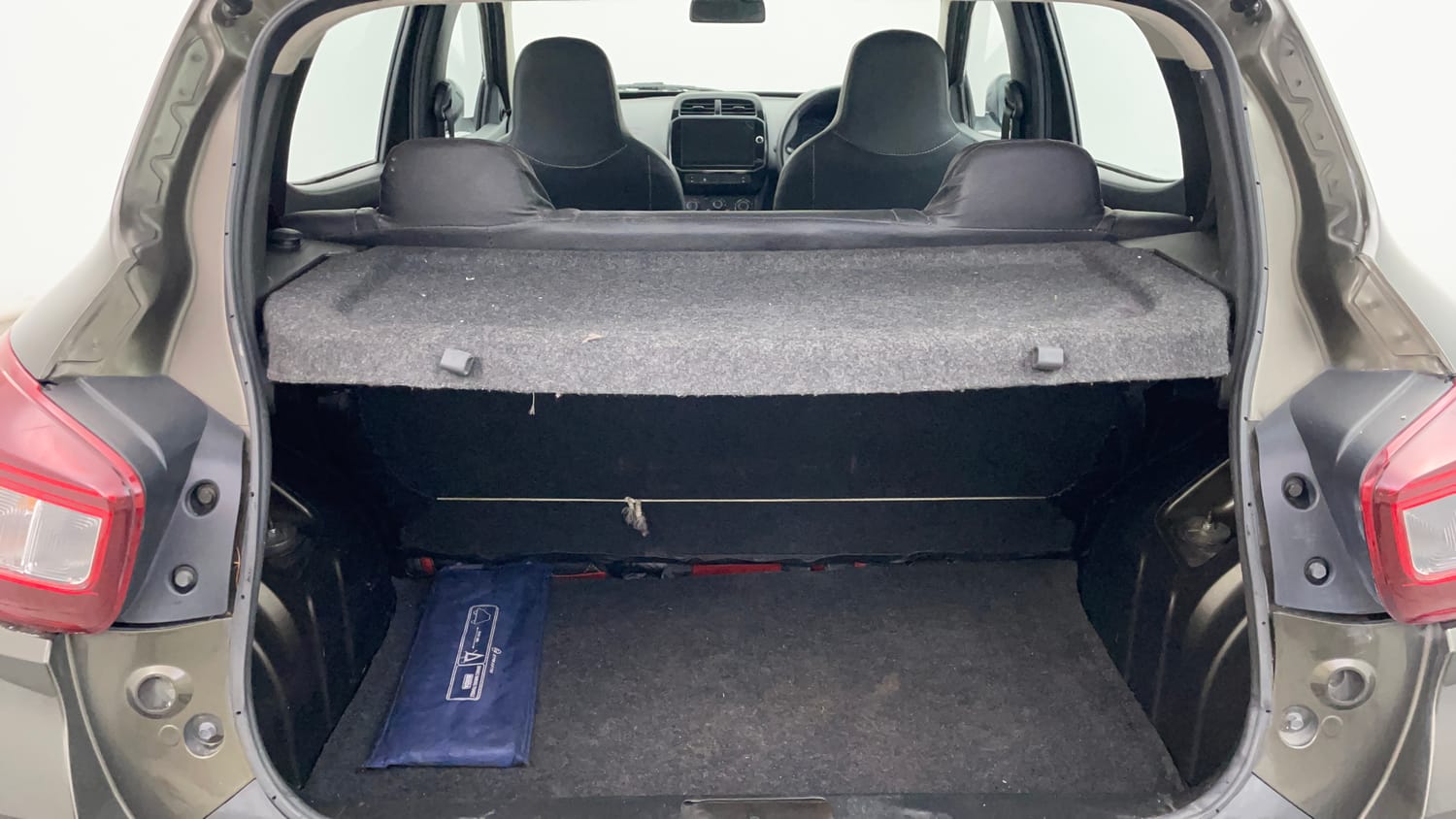 Used 2020 Renault Kwid RXT 1.0 AMT Opt Petrol Automatic interior DICKY INSIDE VIEW