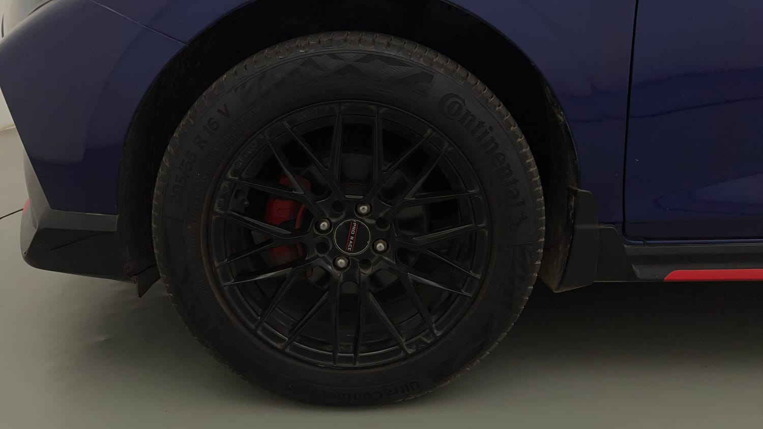 Used 2022 Hyundai i20 N Line N8 1.0 Turbo DCT Dual Tone Petrol Automatic tyres LEFT FRONT TYRE RIM VIEW