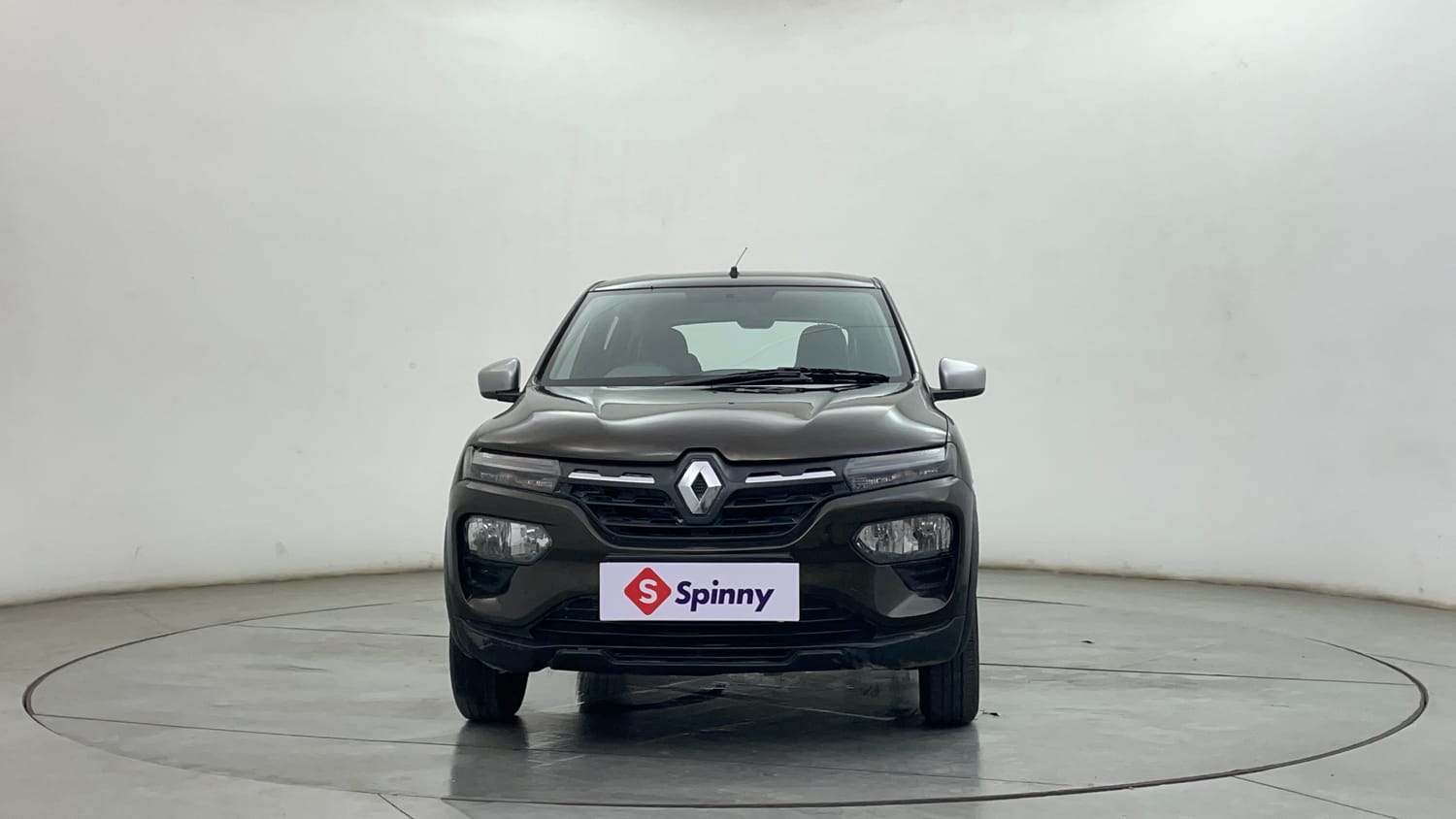 Used 2020 Renault Kwid RXT 1.0 AMT Opt Petrol Automatic exterior FRONT VIEW