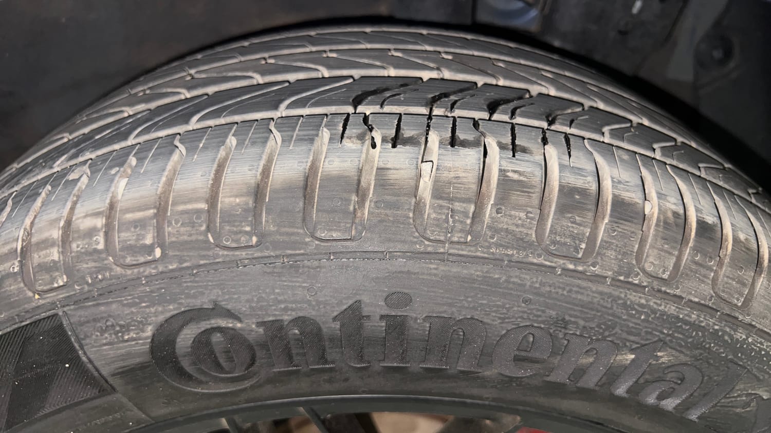 Used 2022 Hyundai i20 N Line N8 1.0 Turbo DCT Dual Tone Petrol Automatic tyres LEFT REAR TYRE TREAD VIEW