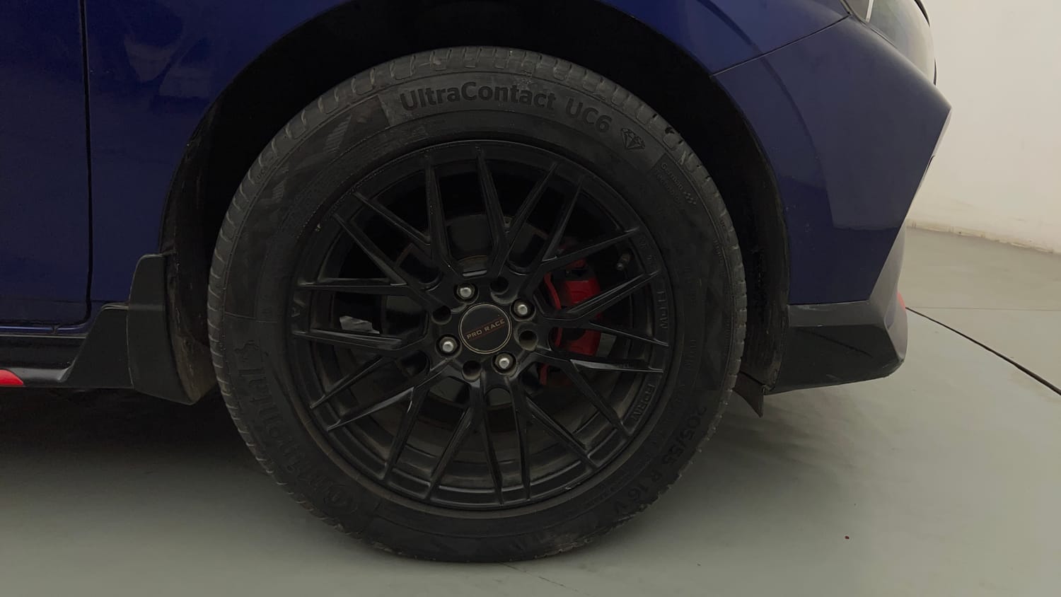 Used 2022 Hyundai i20 N Line N8 1.0 Turbo DCT Dual Tone Petrol Automatic tyres RIGHT FRONT TYRE RIM VIEW